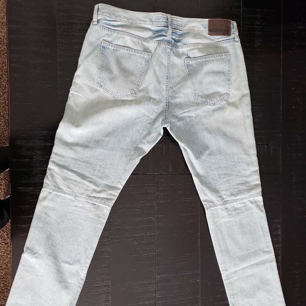 Jeans - Picture 2 of 3